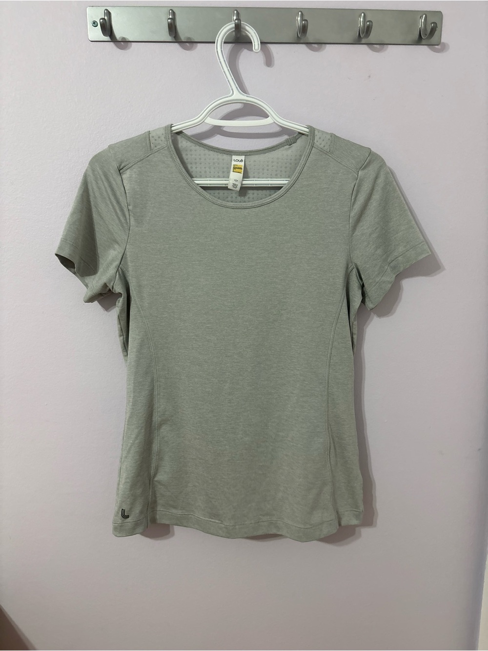 Lolë Women's Short Sleeve Active Tee (NWOT)